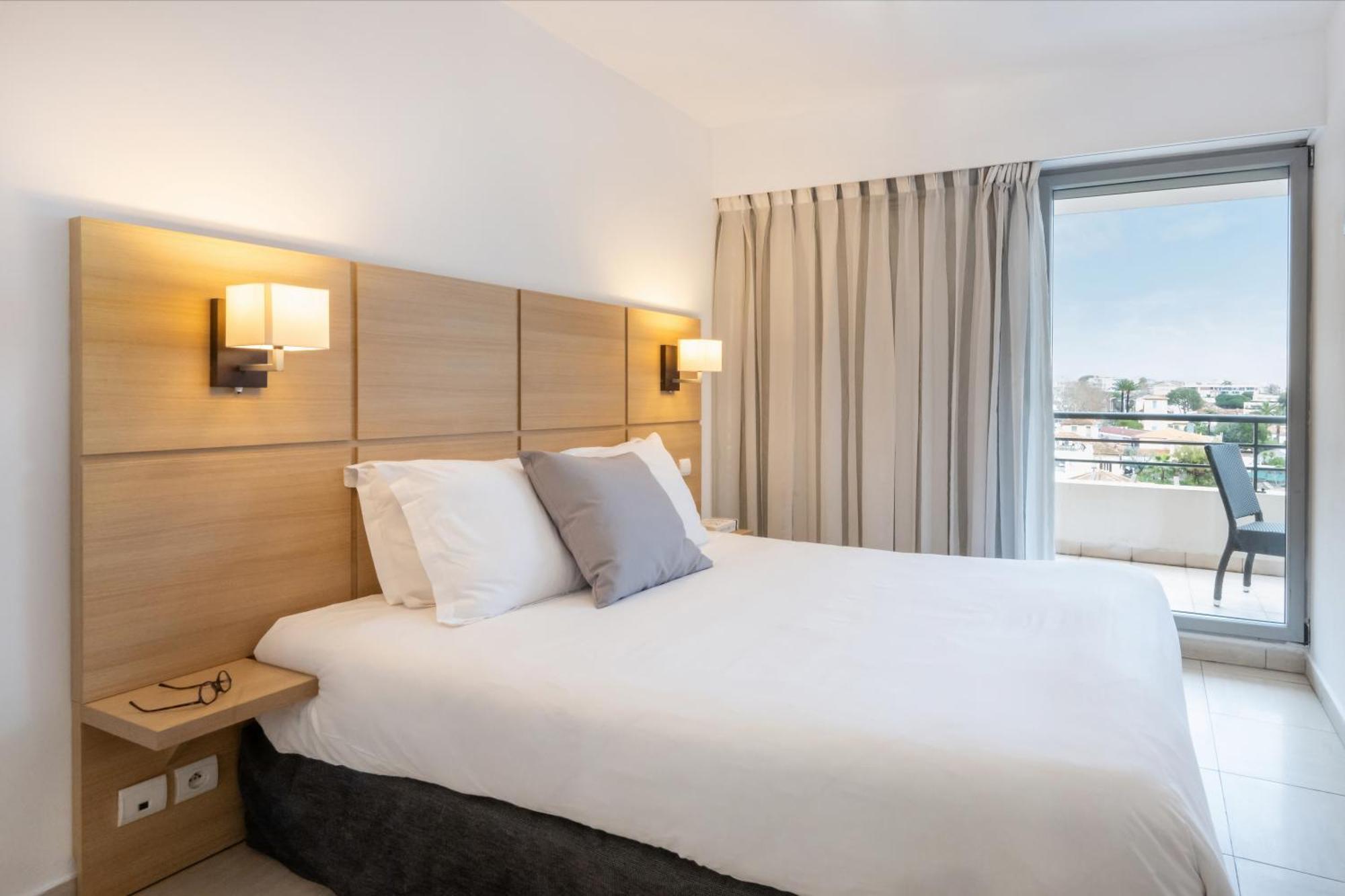 Nemea Appart Hotel Le Lido Cagnes Sur Mer Exterior foto
