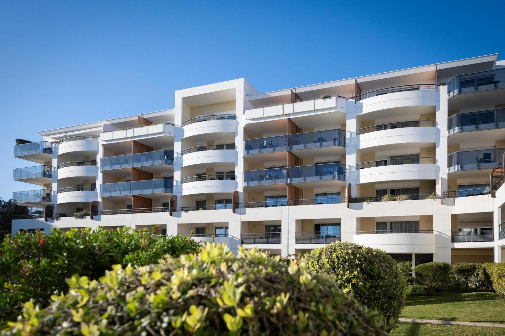 Nemea Appart Hotel Le Lido Cagnes Sur Mer Exterior foto